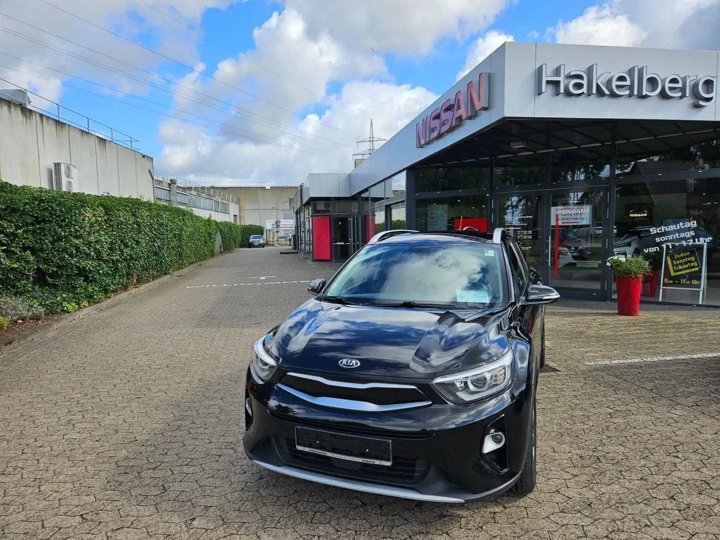 Kia Stonic 1.0 T-GDI Spirit Schwarz - 2