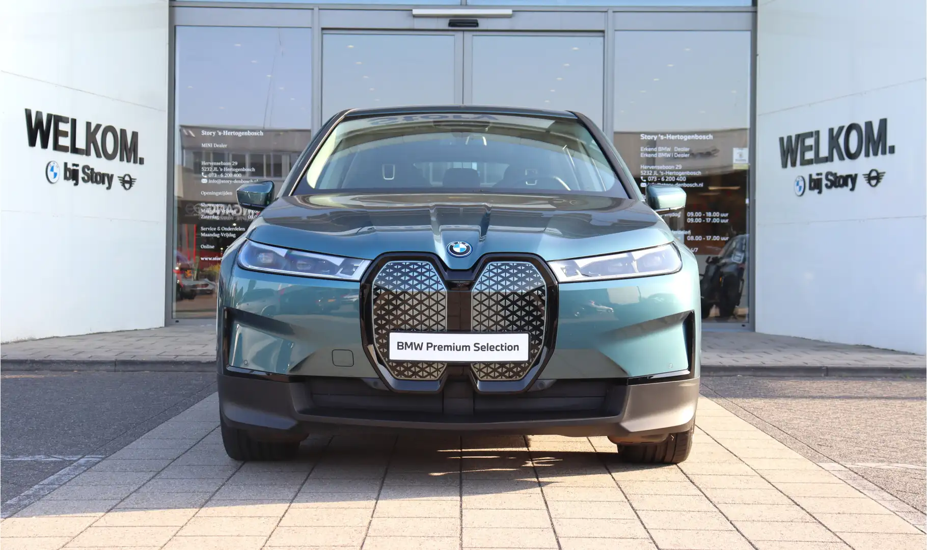 BMW iX xDrive40 High Executive / Laserlight / Multifuncti Bleu - 2