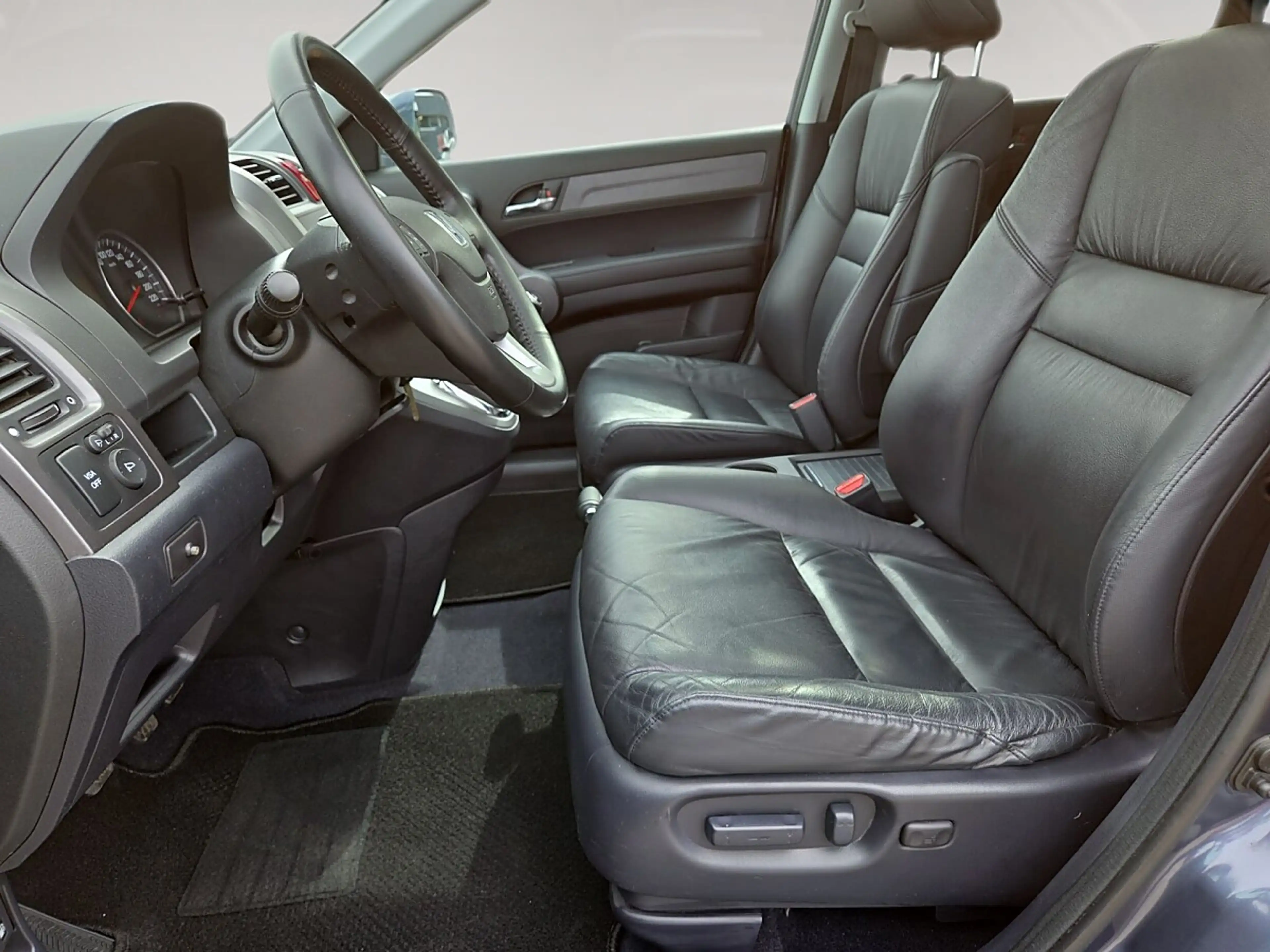Honda CR-V 2,0i Executive — photo 11