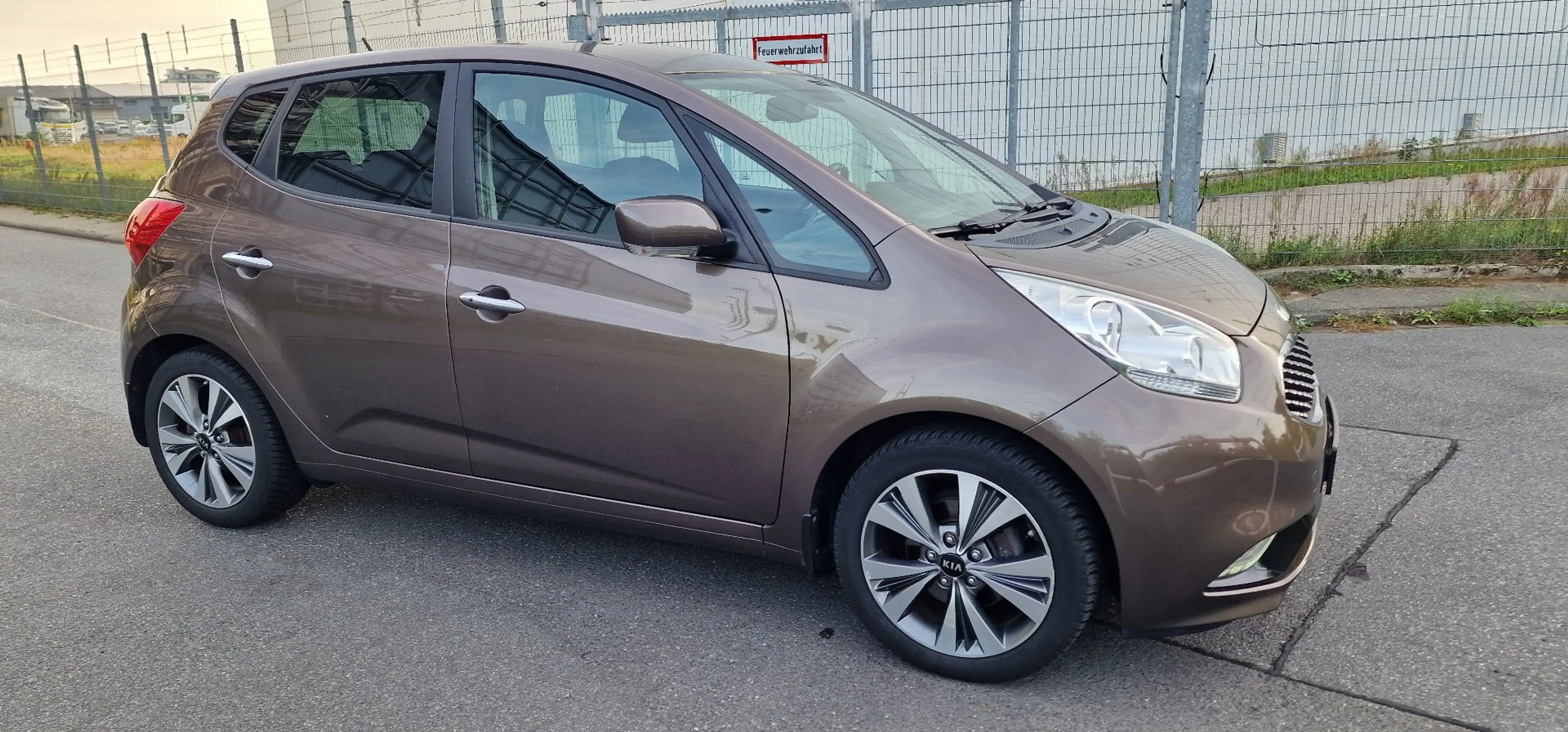 Kia Venga Spirit — photo 6