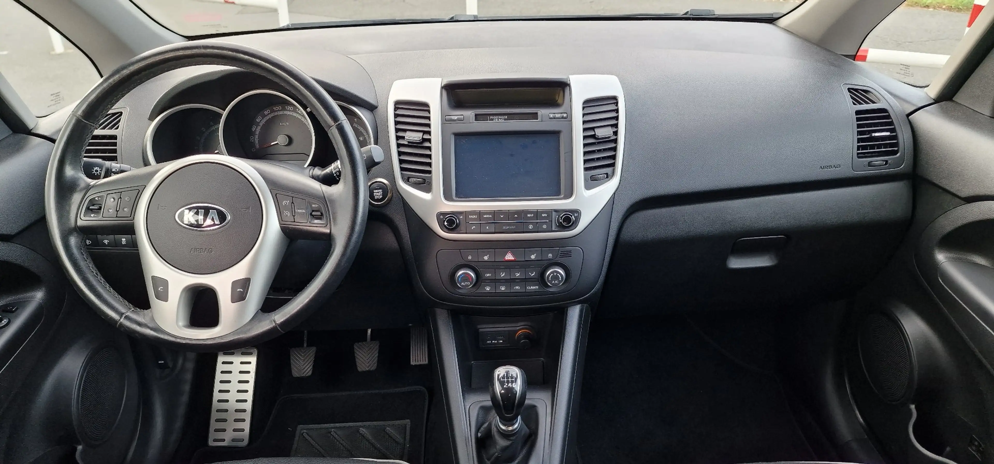 Kia Venga Spirit — photo 10