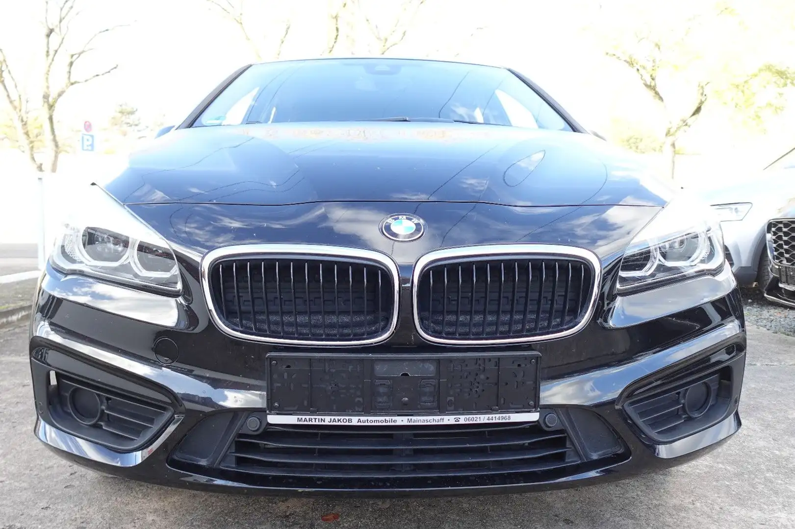BMW 218 2 Active Tourer 218 i + 1 Hand+ SR+WR+SITZHEIZUN Schwarz - 2
