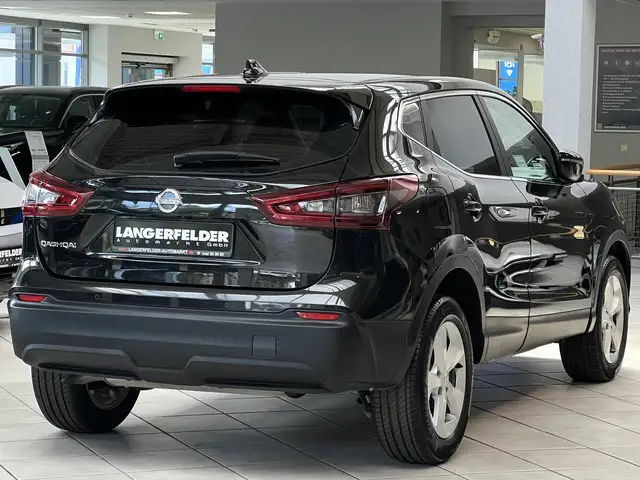 Nissan Qashqai view 3