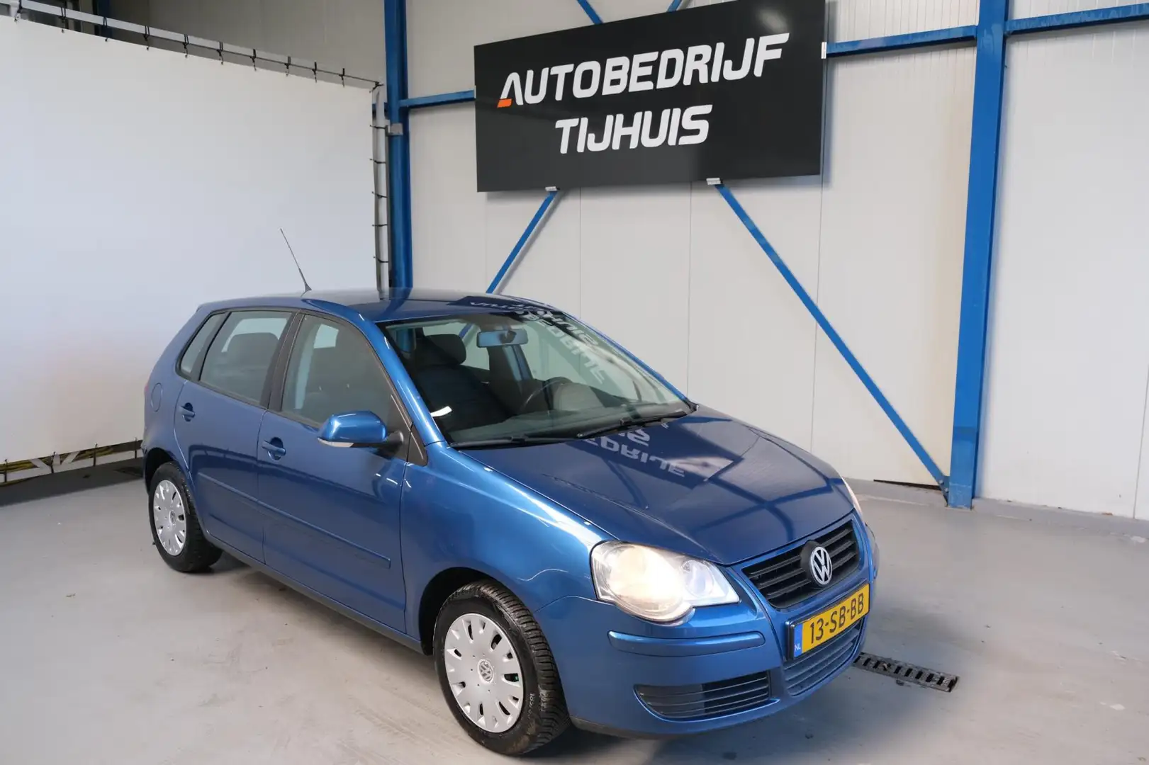 Volkswagen Polo 1.4-16V Comfortline Lees advertentie Blauw - 1