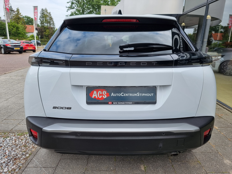 Peugeot 2008 1.2i Allure 131pk | 2025 | Premium kleur | Leder | — photo 8