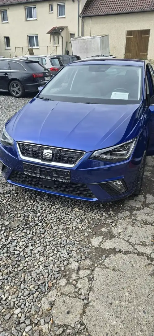 SEAT Ibiza Modell 2018 (Style * Navi*LED* Tempomat*) Bleu - 1