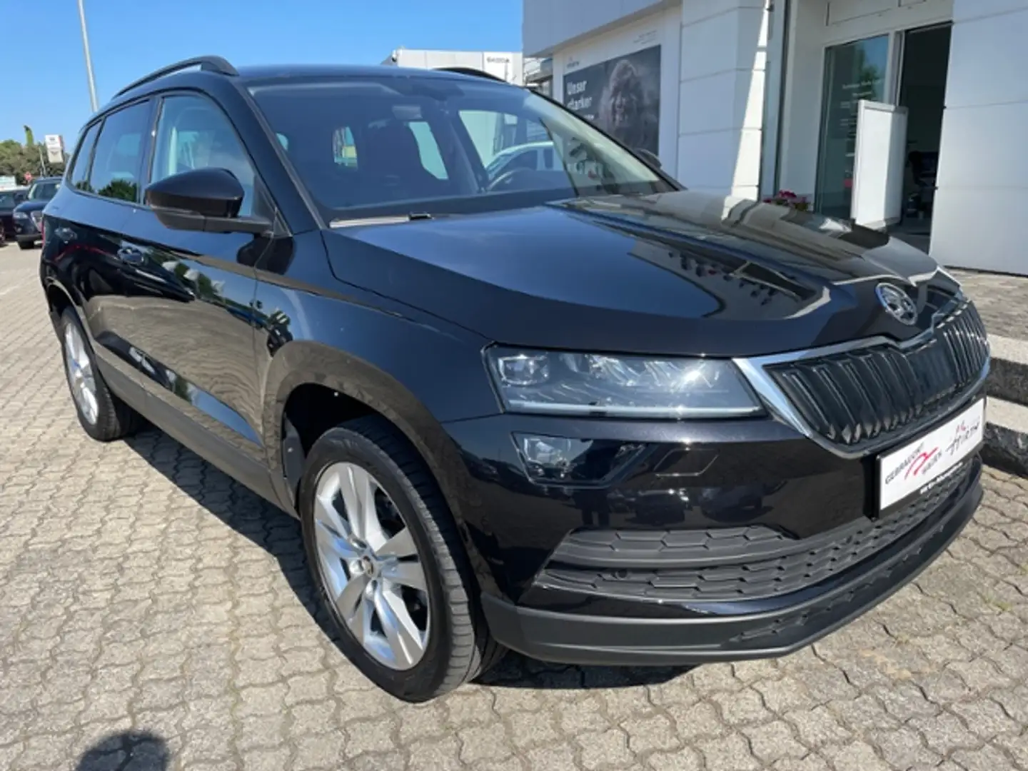 Skoda Karoq Style TDI DSG KLIMA LED XENON NAVI ALU Zwart - 2