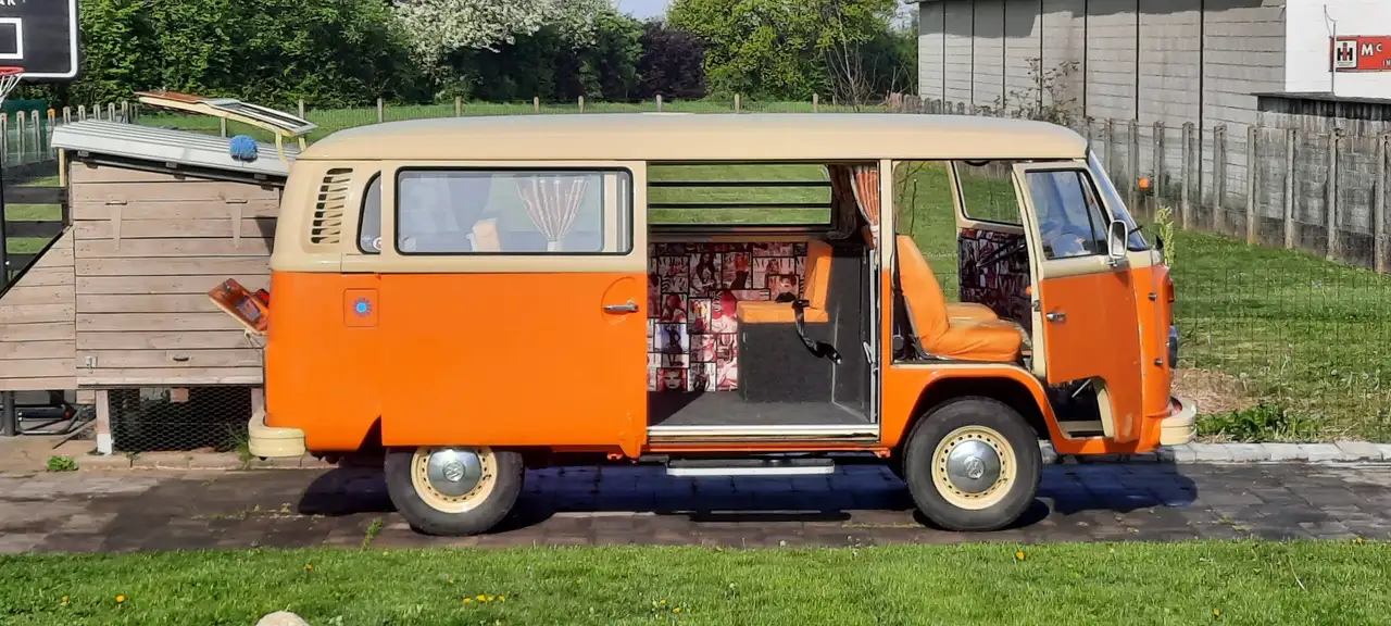 Volkswagen T2 Minibus, foto 2