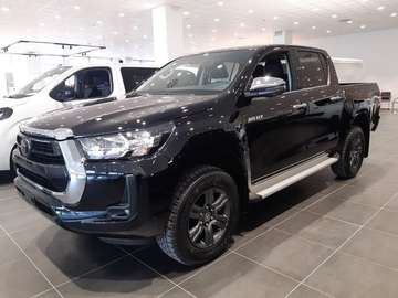 2.4 D-4D A/T 4WD 4 porte Double Cab Lounge