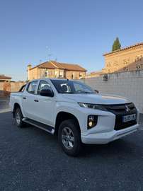 2.2DI-D Doble Cabina M-PRO