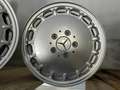 Mercedes-Benz 260 260E Silber - thumbnail 1