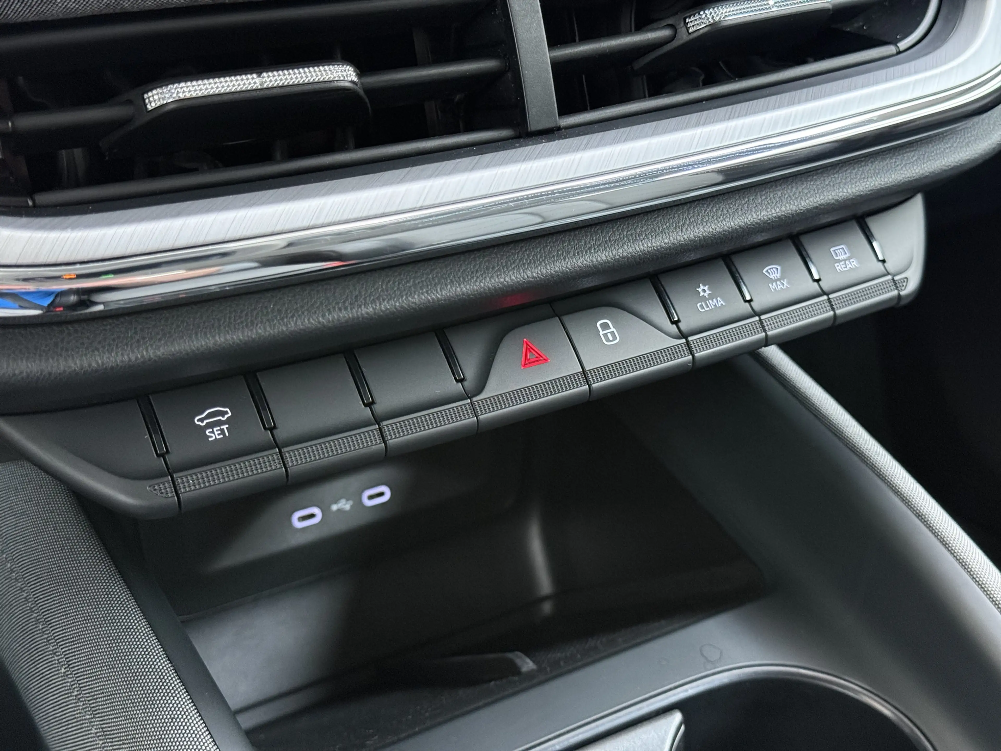 Skoda Enyaq iV 60 SOH 91% Apple Carplay Android Auto Navi Ecc — photo 23