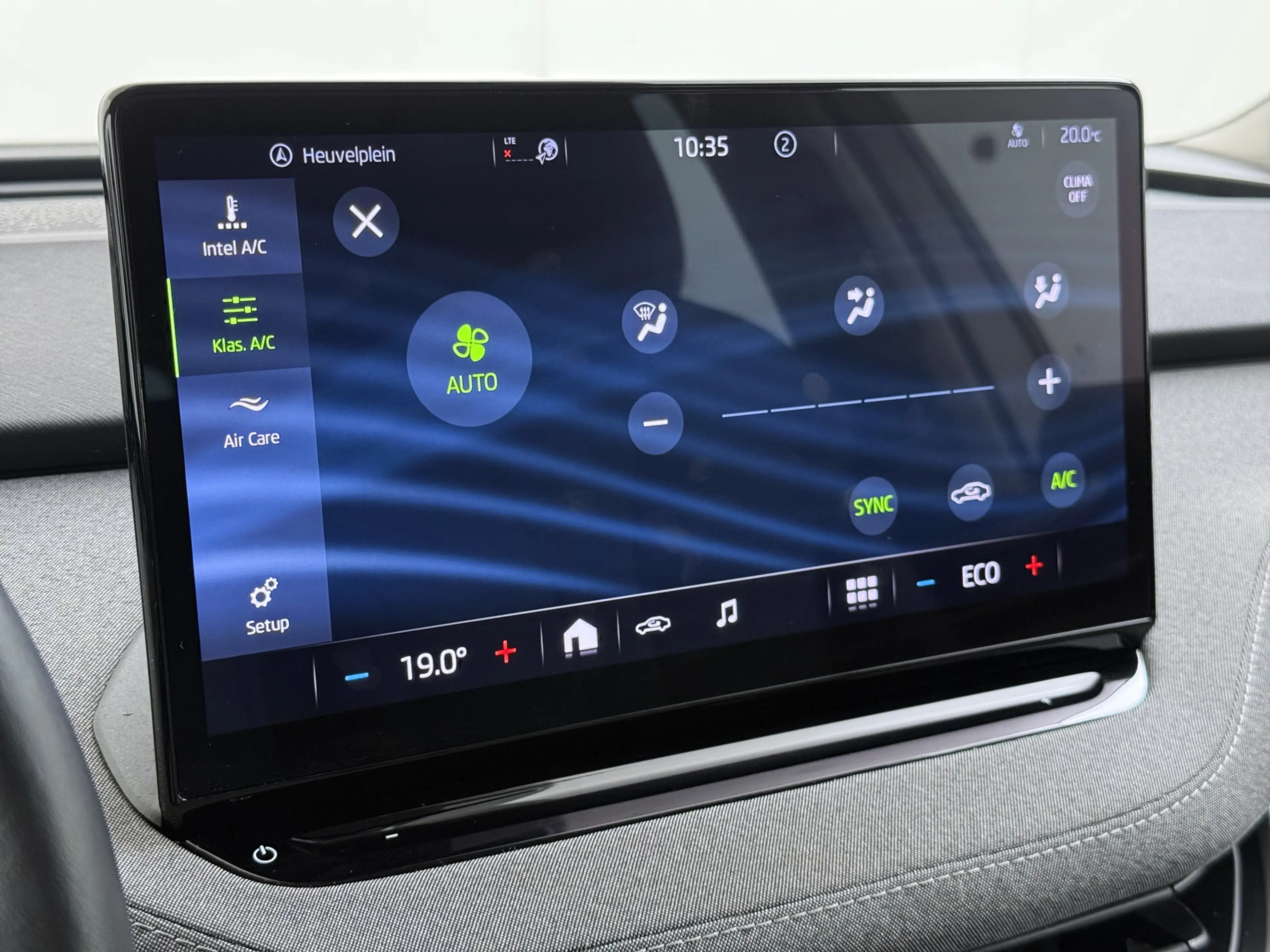 Skoda Enyaq iV 60 SOH 91% Apple Carplay Android Auto Navi Ecc — photo 16