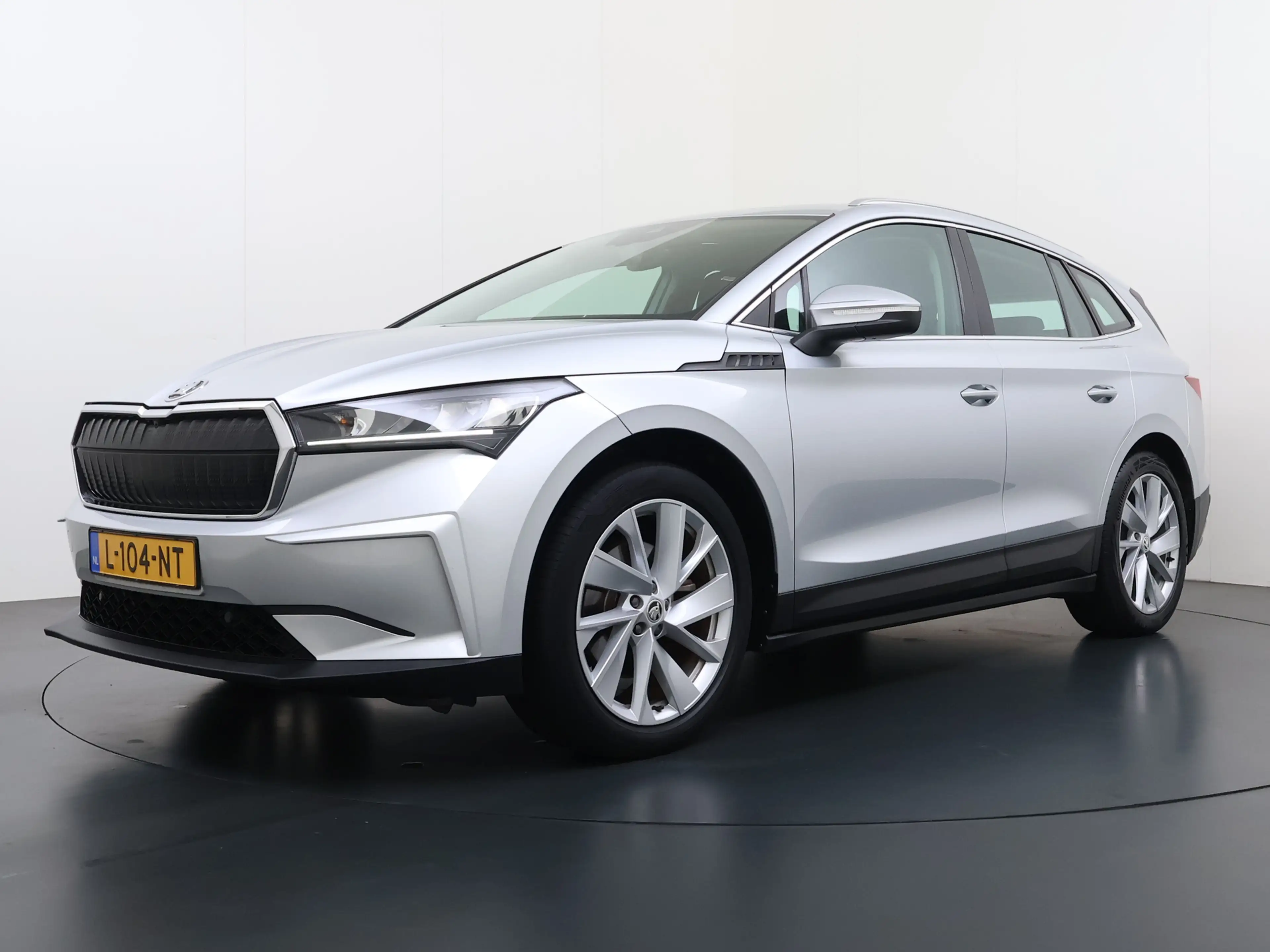 Skoda Enyaq iV 60 SOH 91% Apple Carplay Android Auto Navi Ecc — photo 45