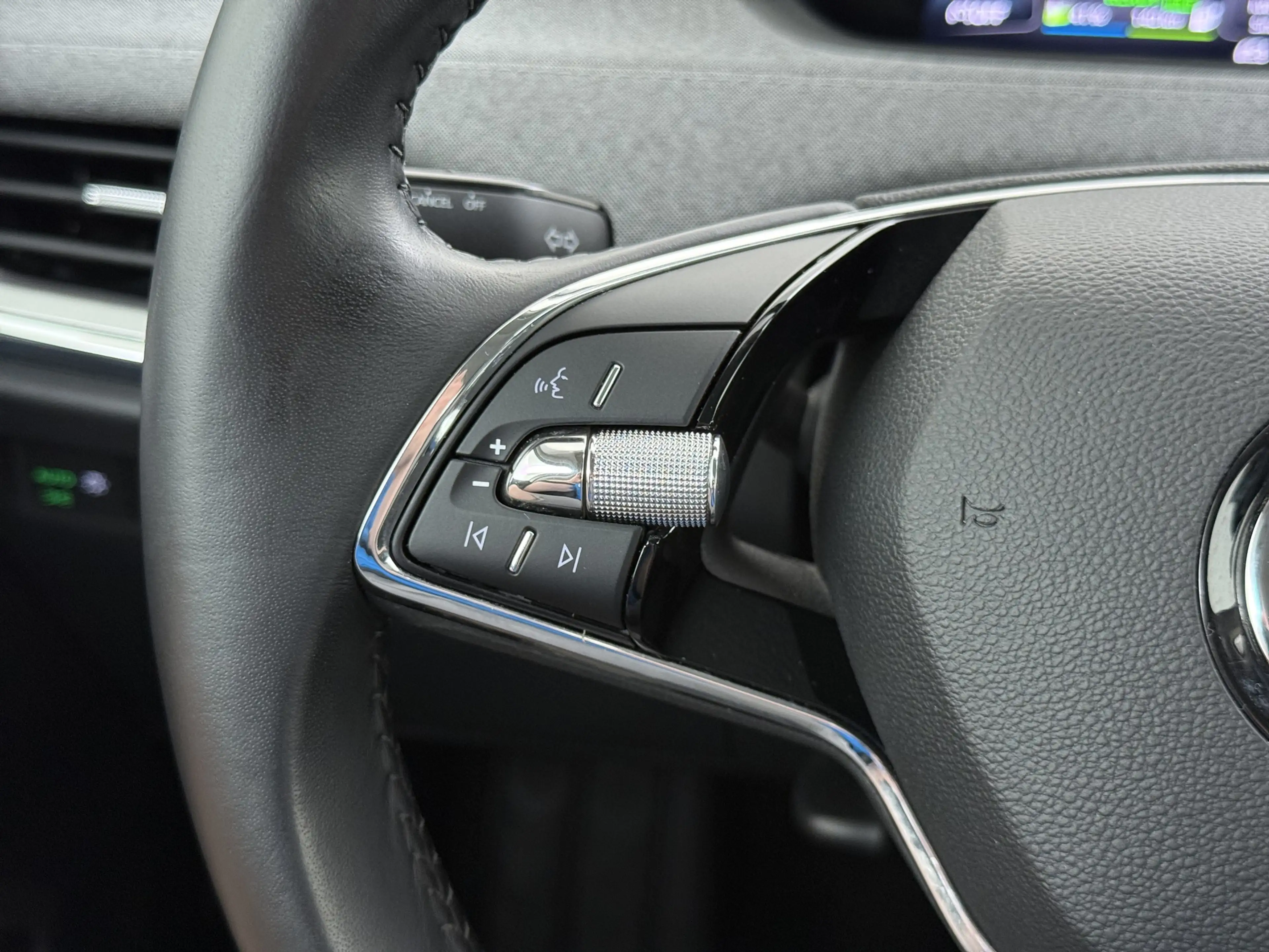 Skoda Enyaq iV 60 SOH 91% Apple Carplay Android Auto Navi Ecc — photo 37