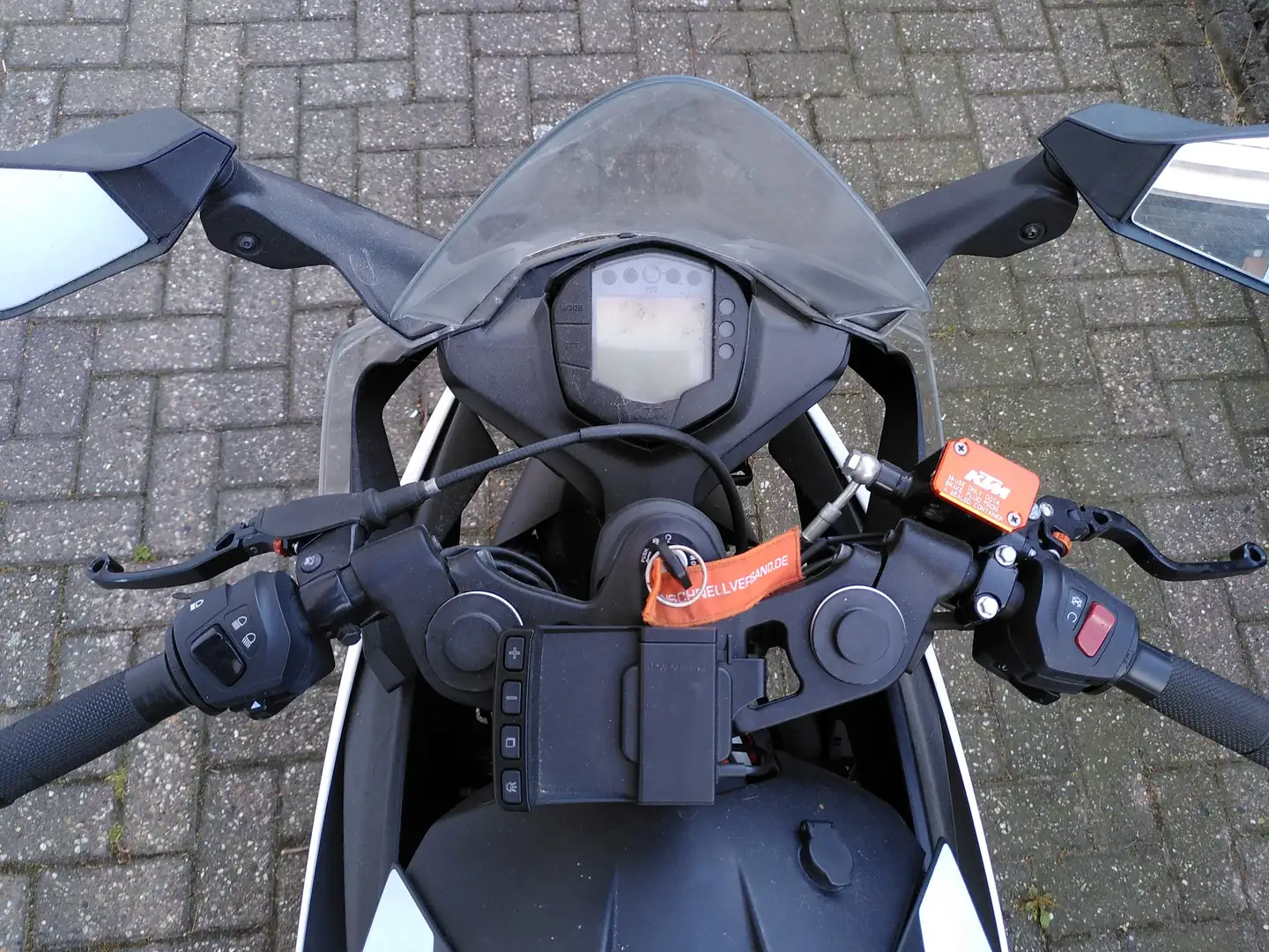 KTM RC 390 Bianco - 1