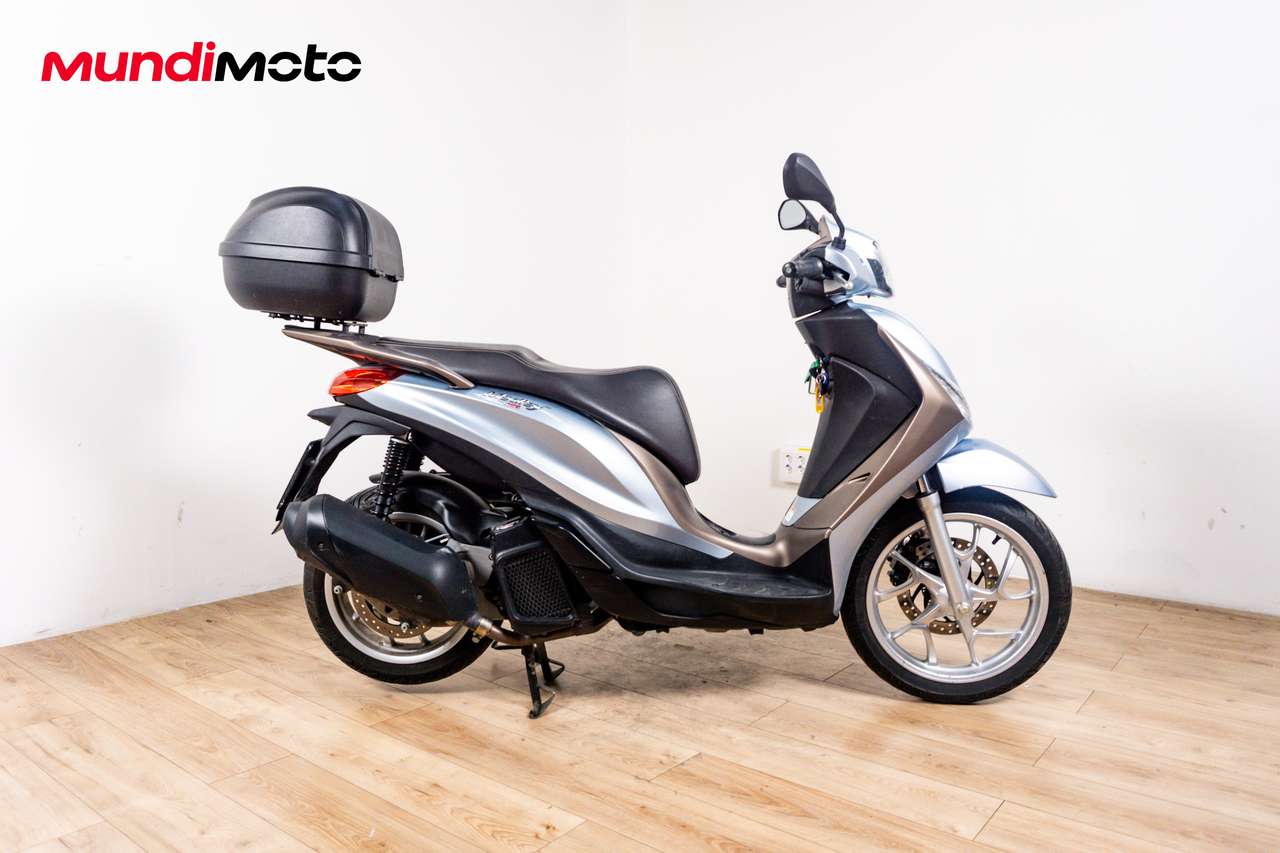 Piaggio Medley 125