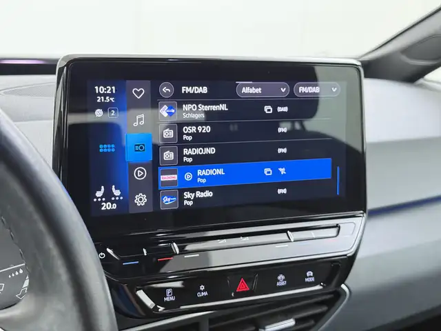 Volkswagen Id.3 view 18