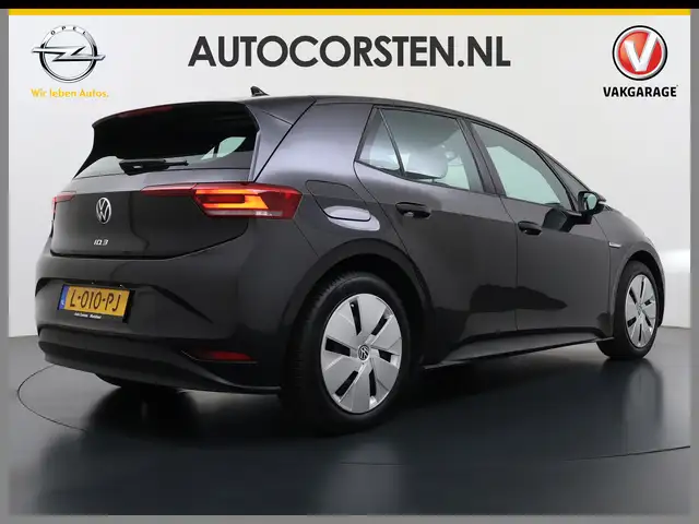 Volkswagen Id.3 view 5
