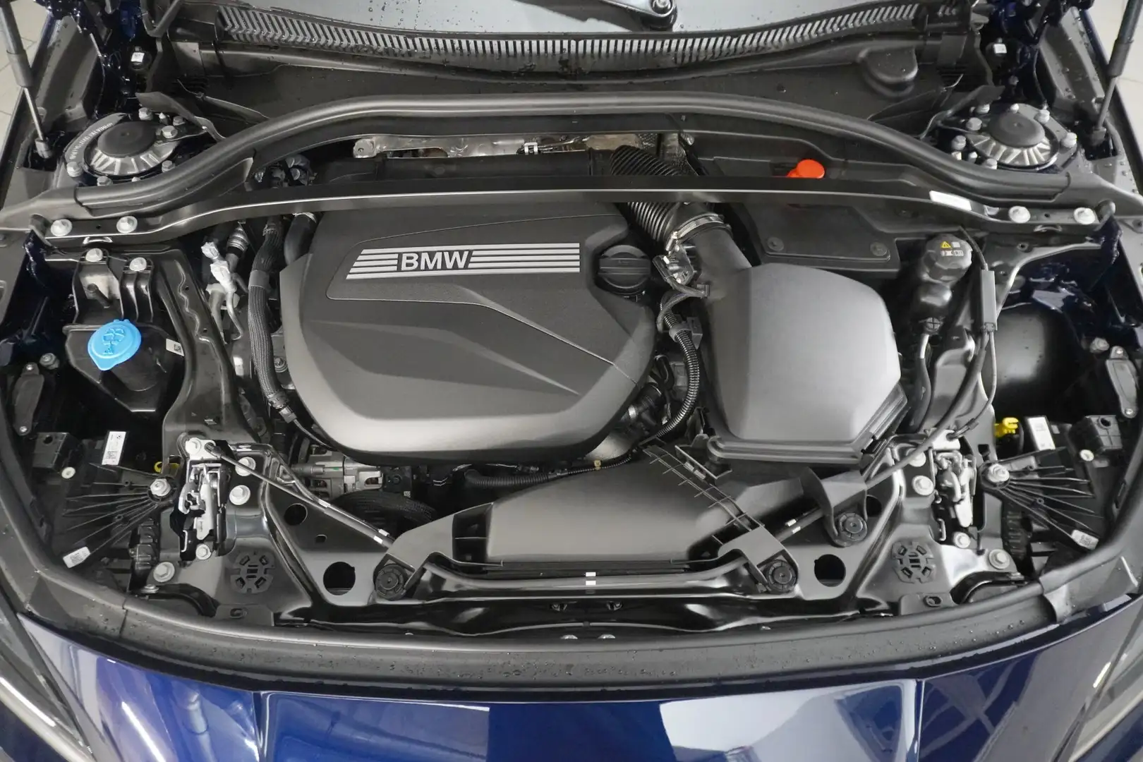 BMW 118 118d Blau - 2