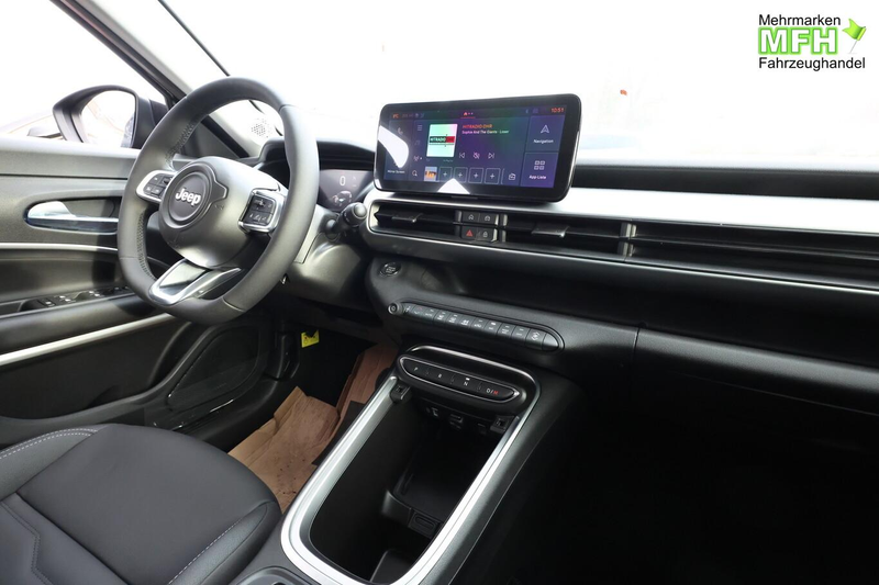 Jeep Avenger Summit Hybrid Pano Leder Nav Kam ACC 18Z 74 kW ... — photo 8