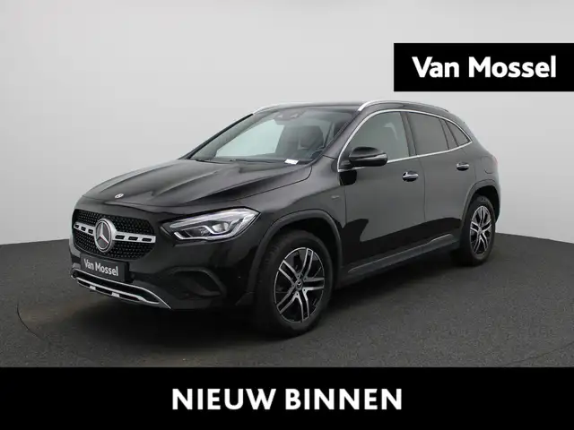 Mercedes-Benz GLA 250 e Style Premium | Automaat | Navigatie | Sfeerverl