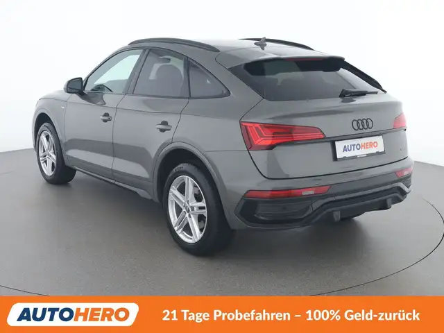 Audi Q5 view 4