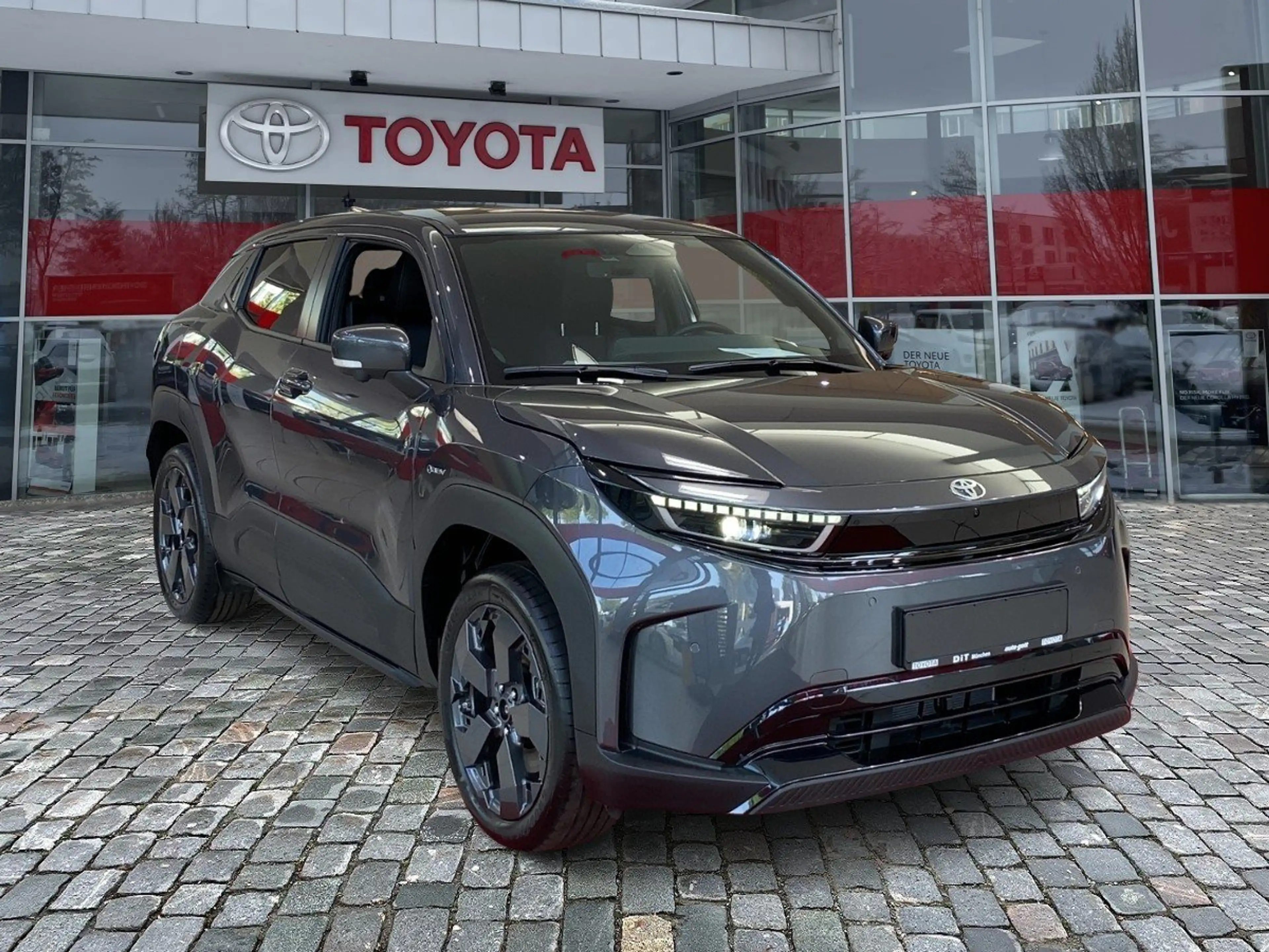 Toyota Urban Cruiser 4x2Lounge *schnell verfügbar* — photo 5