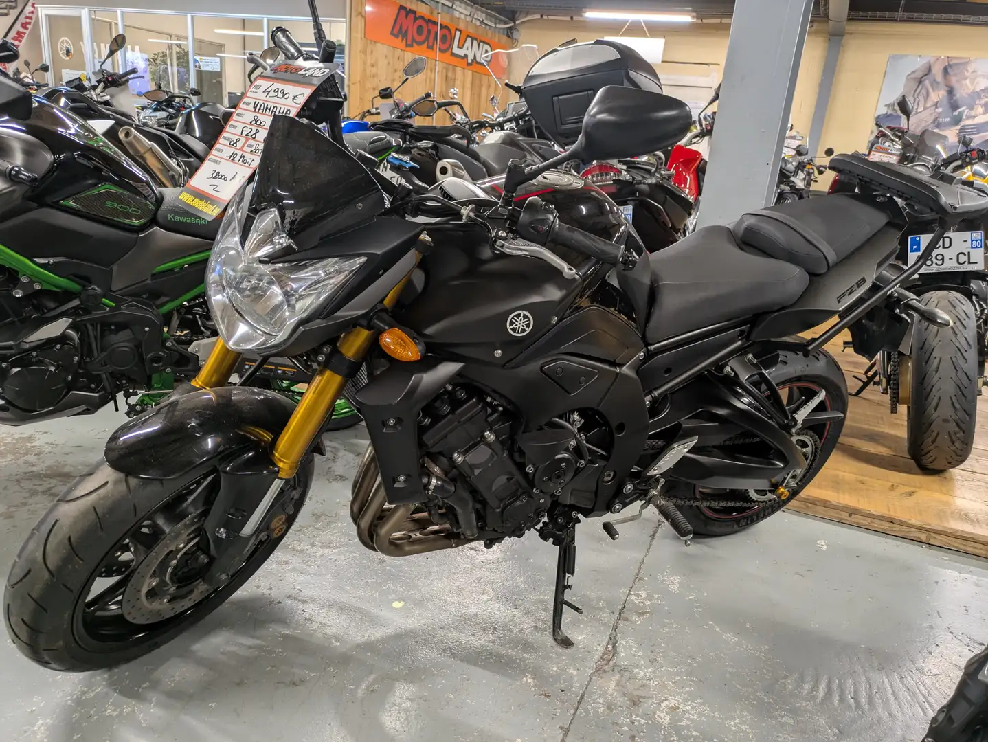 Yamaha FZ 8 Schwarz - 2