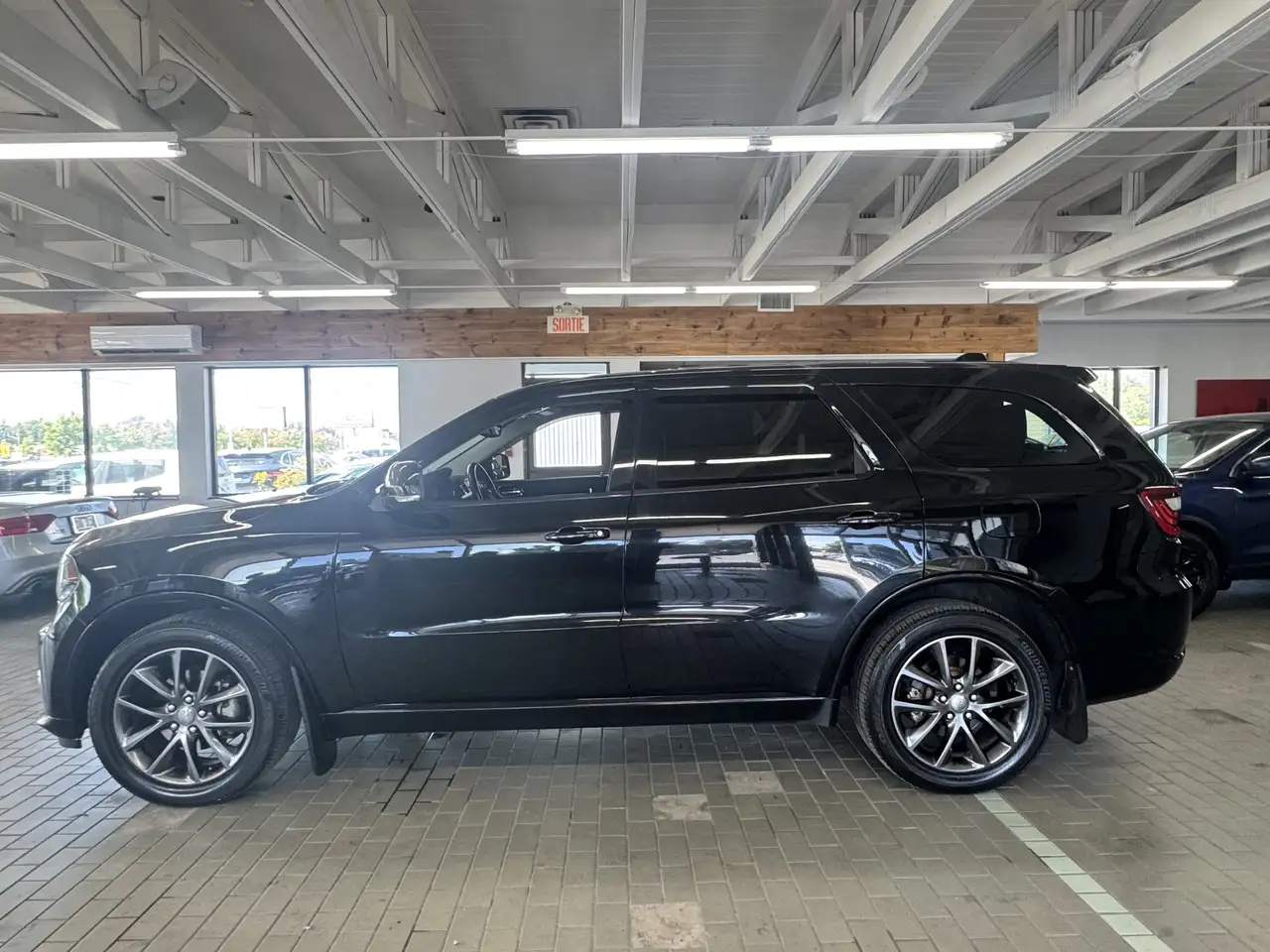 Dodge Durango снимка Dodge Durango