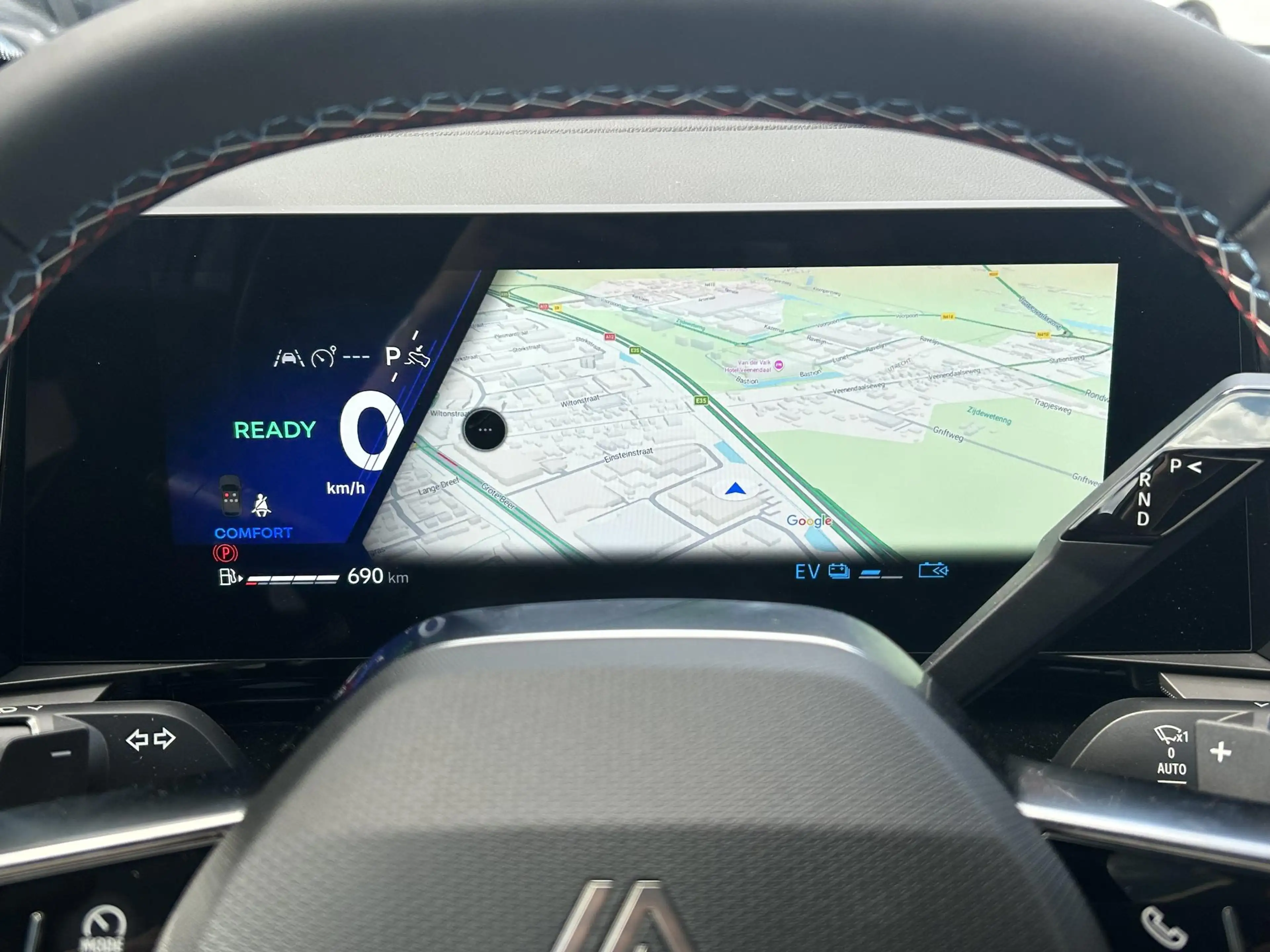 Renault Espace E-Tech full hybrid 200 iconic 5p. | Navigatie | 36 — photo 4