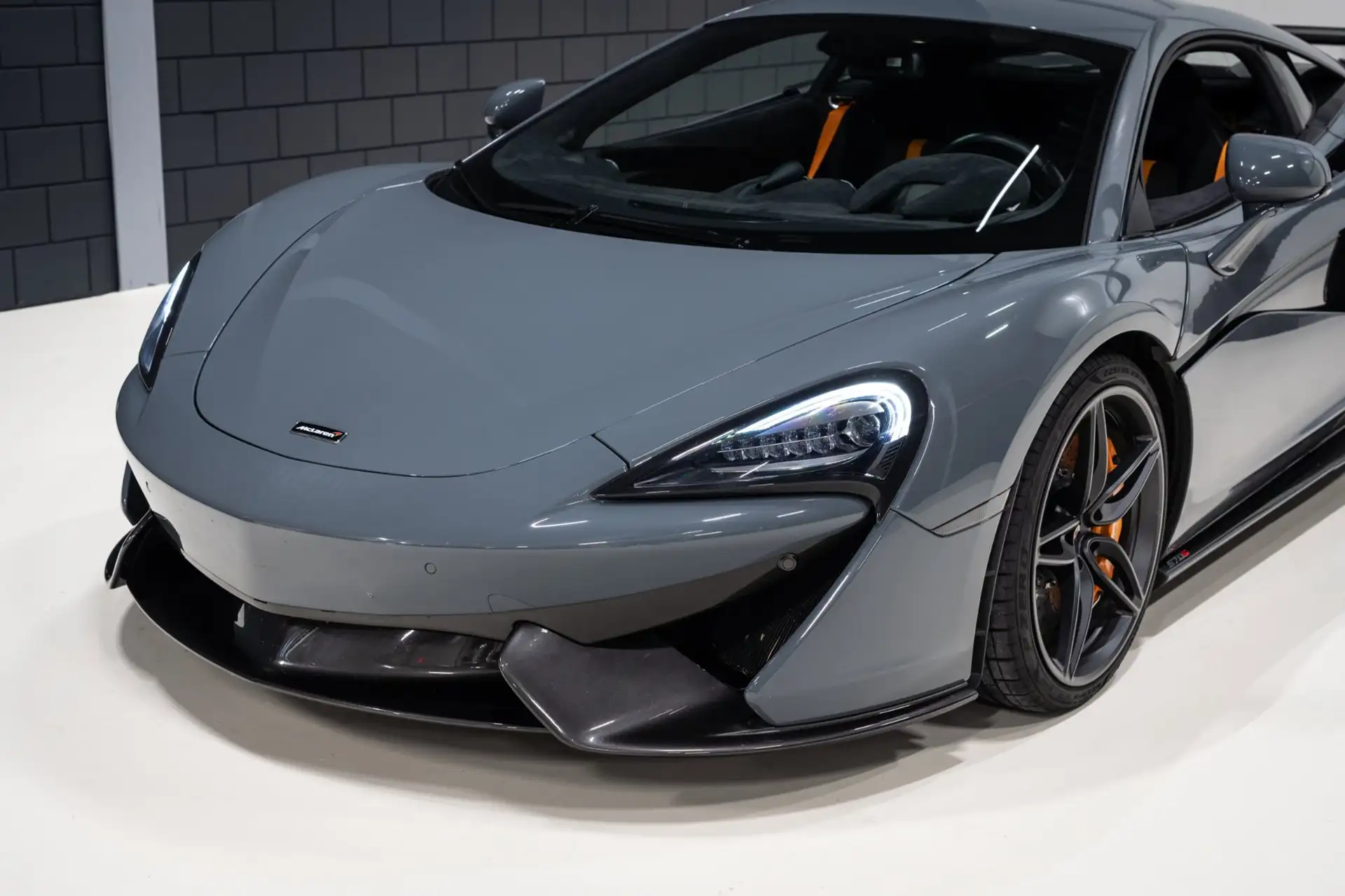 맥라렌 570S 570 Sport Coupe 2017 회색 사진 5