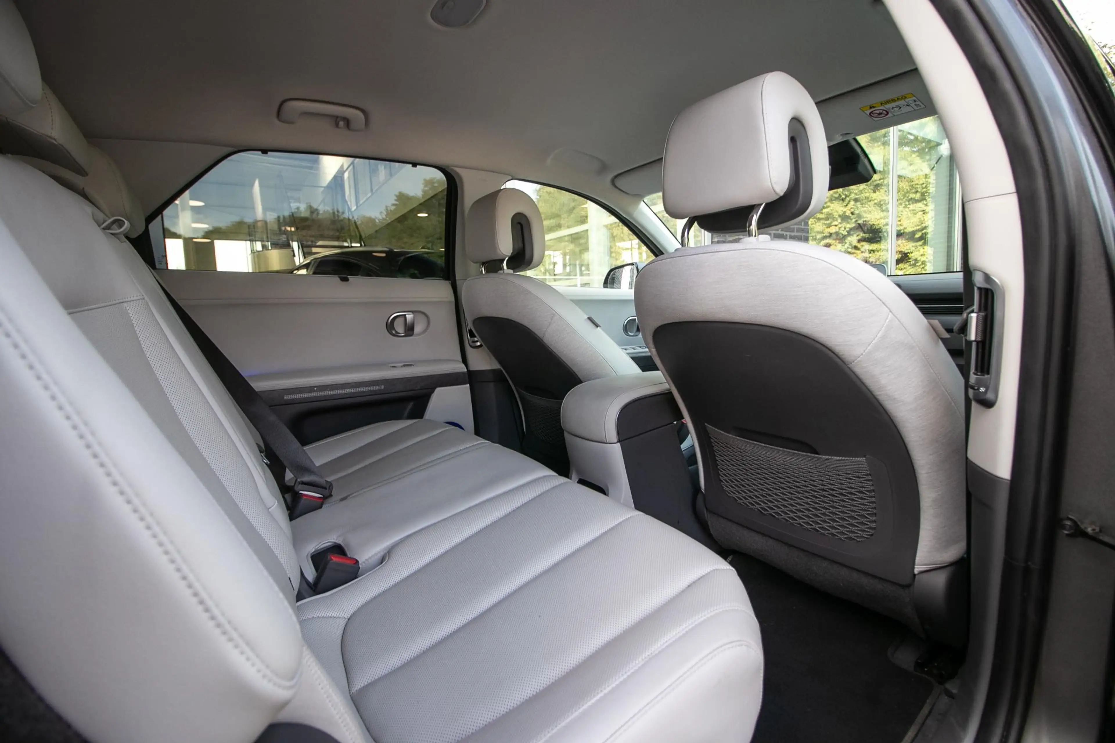 Hyundai IONIQ 5 Lounge 73kWh | SOH | 20" Lmv | Trekhaak | — photo 8