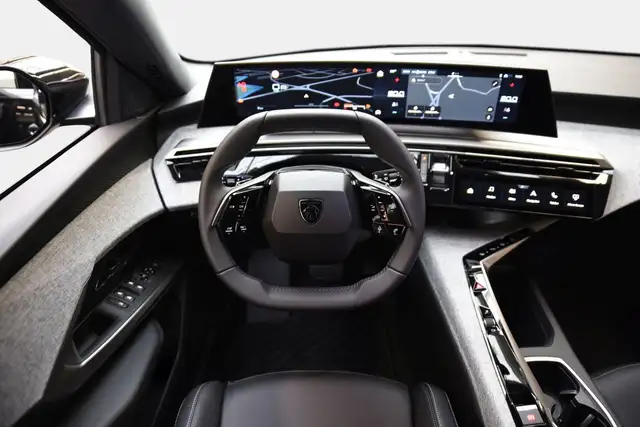 Peugeot 5008 view 11