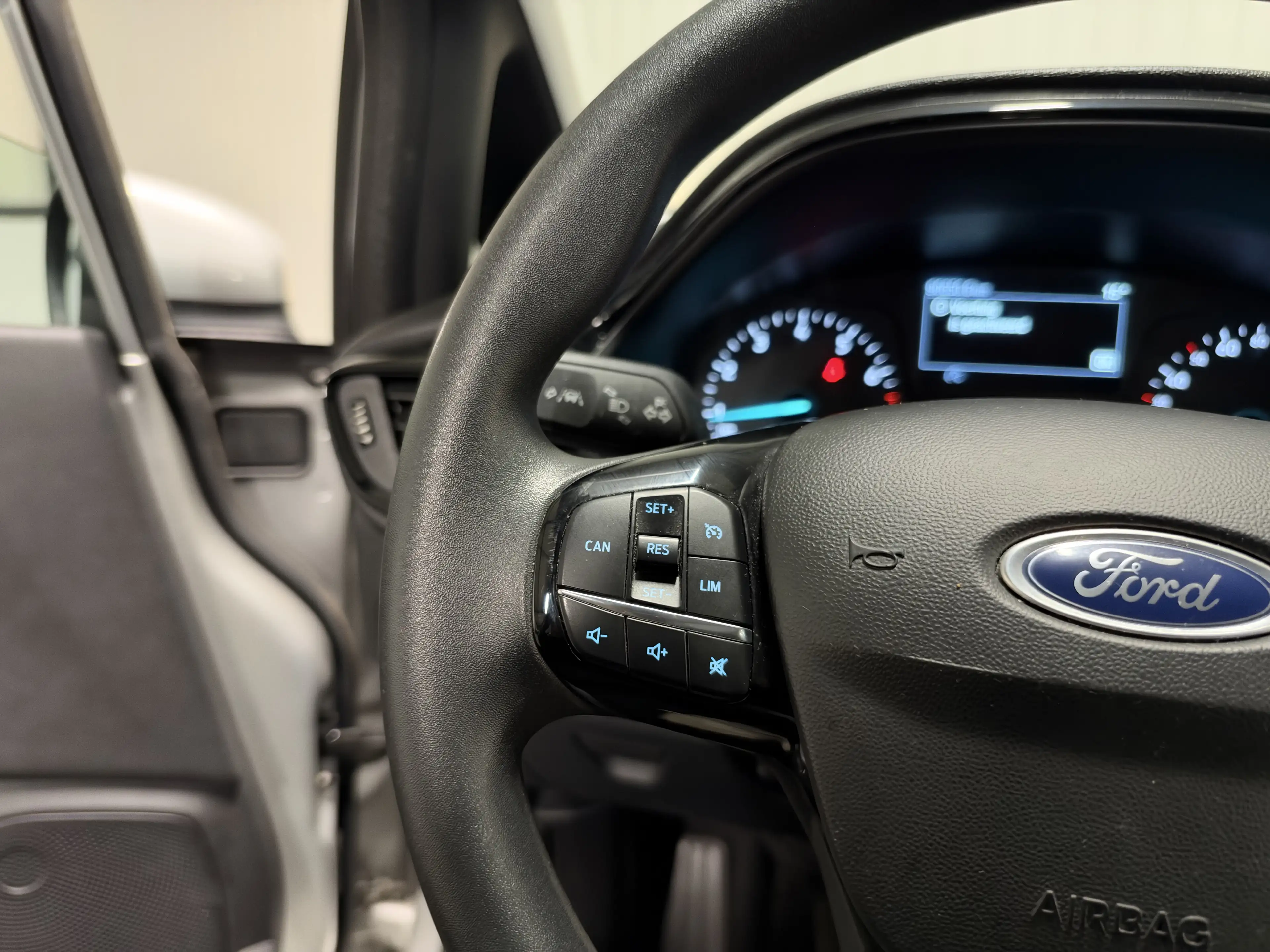 Ford Fiesta 1.0 EcoBoost | Connected 5-Drs | Airco | Cruise | — photo 12