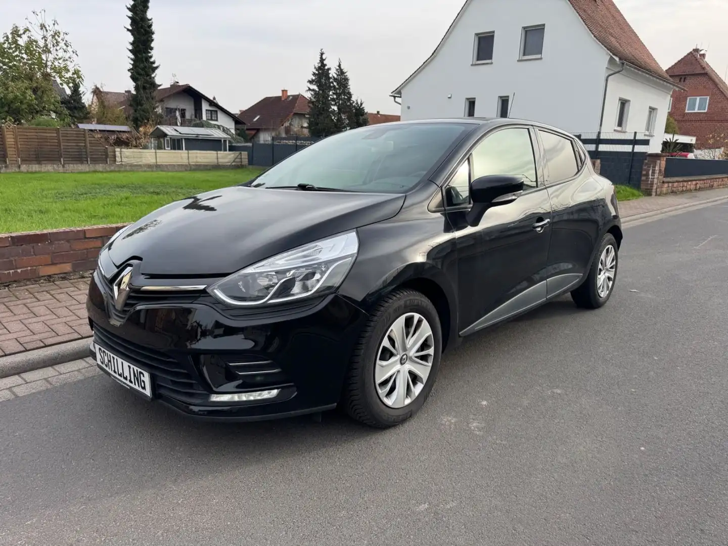 Renault Clio 2Sitzer+VAN+LKW+N1+DIESEL+EURO6 Schwarz - 1