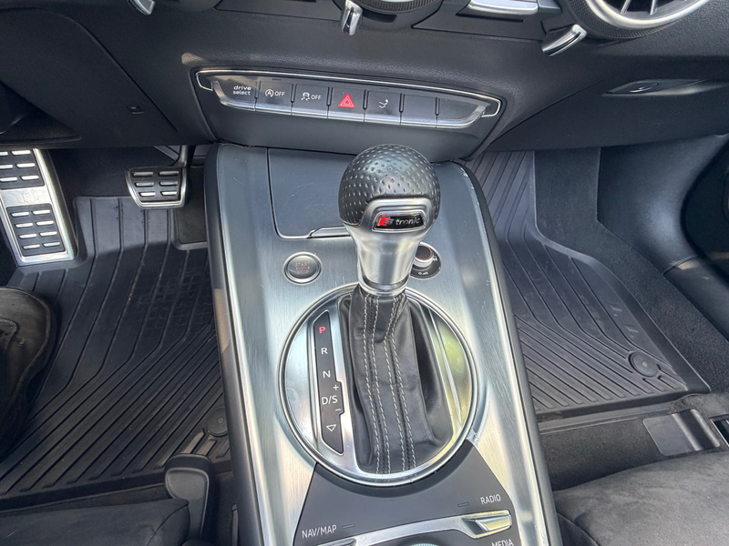 Audi TT TT Roadster 2.0 TFSI Quattro S tronic S-LINE — photo 3