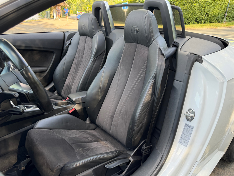 Audi TT TT Roadster 2.0 TFSI Quattro S tronic S-LINE — photo 14