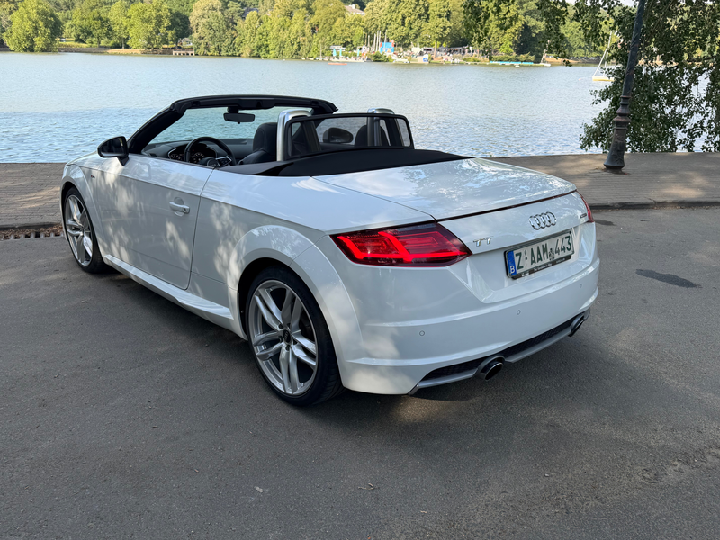 Audi TT TT Roadster 2.0 TFSI Quattro S tronic S-LINE — photo 13