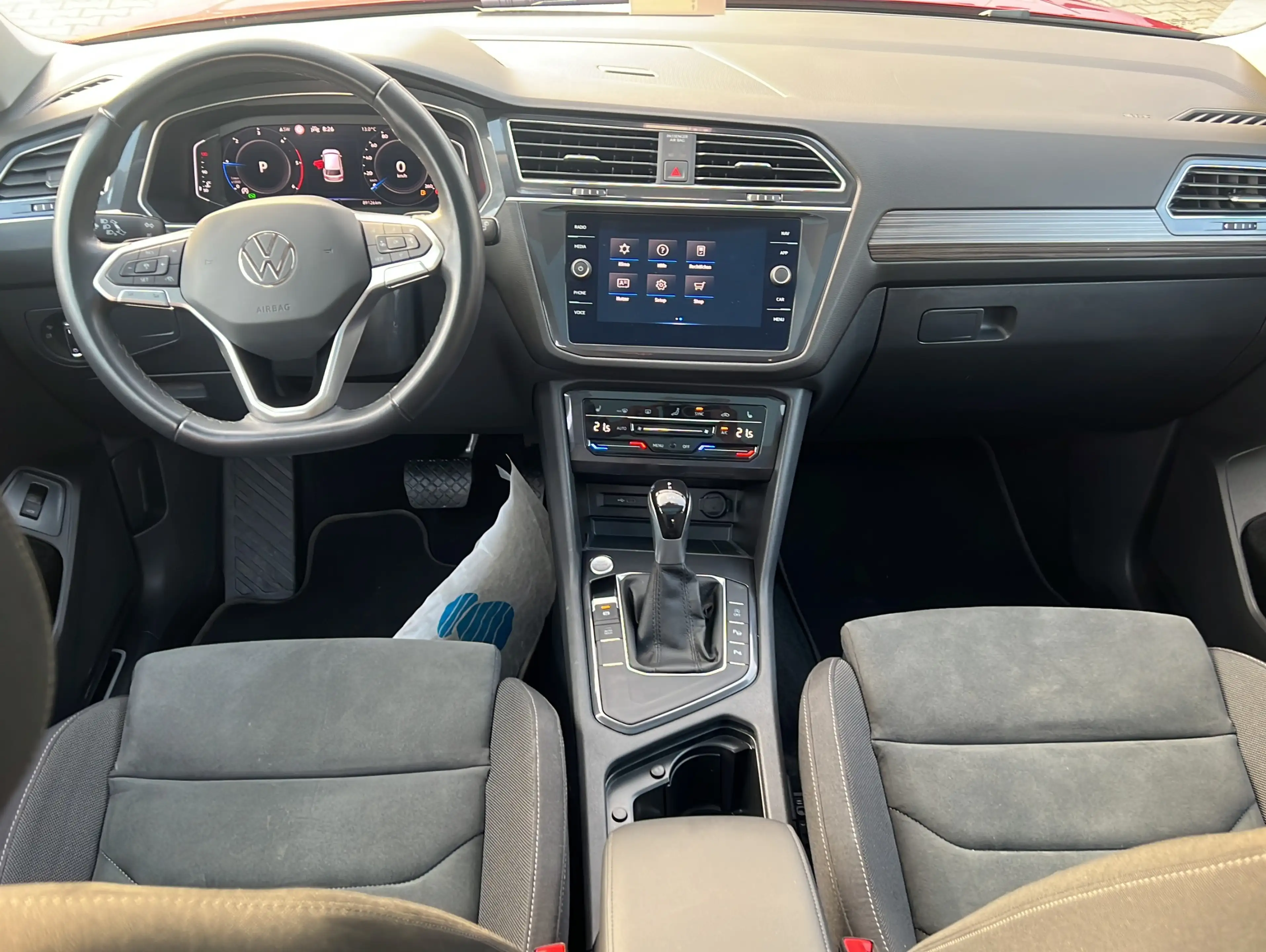 Volkswagen Tiguan Allspace 2.0 TDI DSG Elegance*Pano*IQ Lig — photo 21
