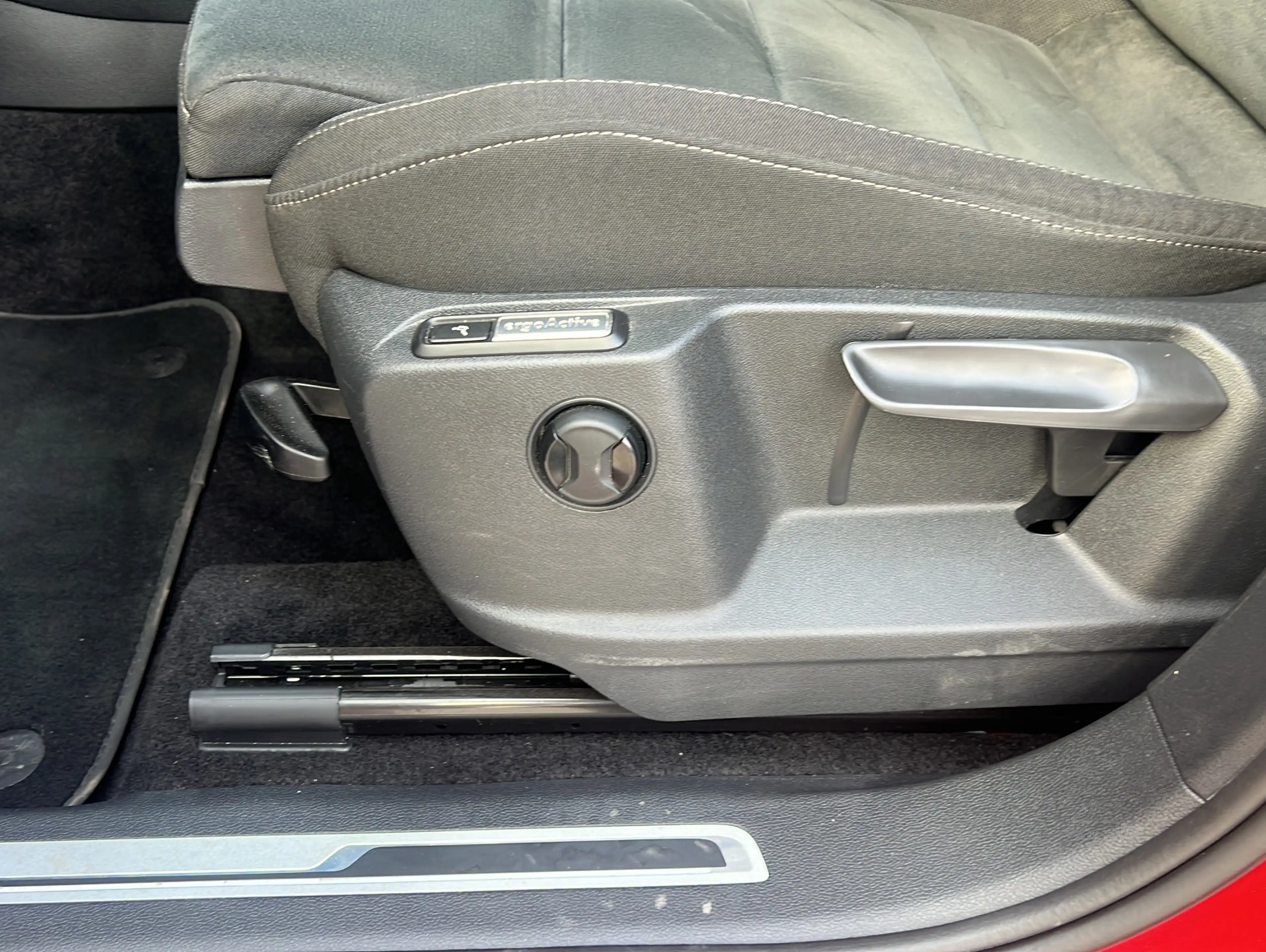 Volkswagen Tiguan Allspace 2.0 TDI DSG Elegance*Pano*IQ Lig — photo 9