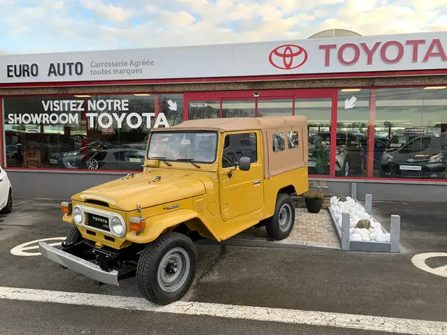 Toyota Land Cruiser *BJ43*NEUF*ENTIEREMENT RESTAURE*EXCEPTIONNEL AUTO*
