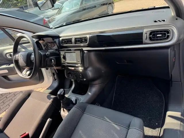 Citroen C3 view 11