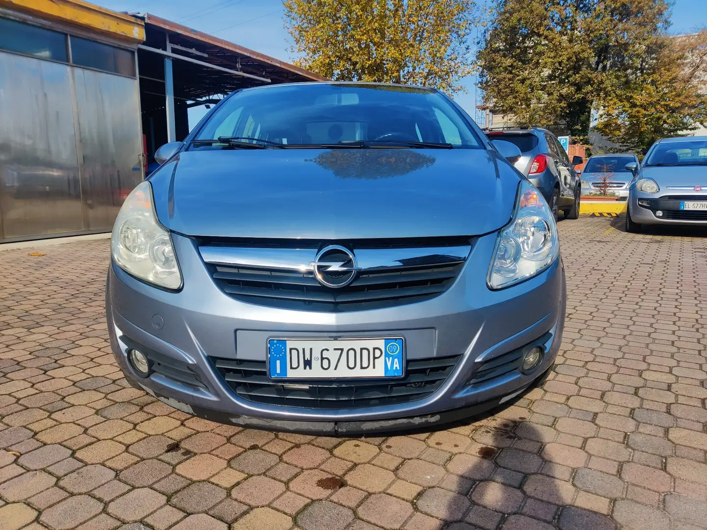 Opel Corsa Corsa IV 2009 5p 1.2 Cosmo Grigio - 2