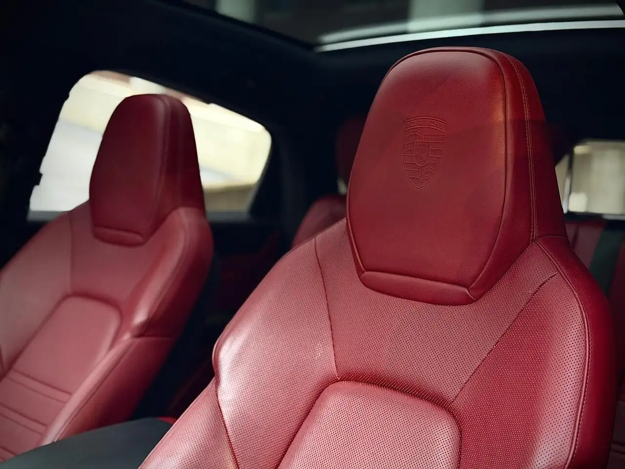 Porsche Cayenne снимка Porsche Cayenne