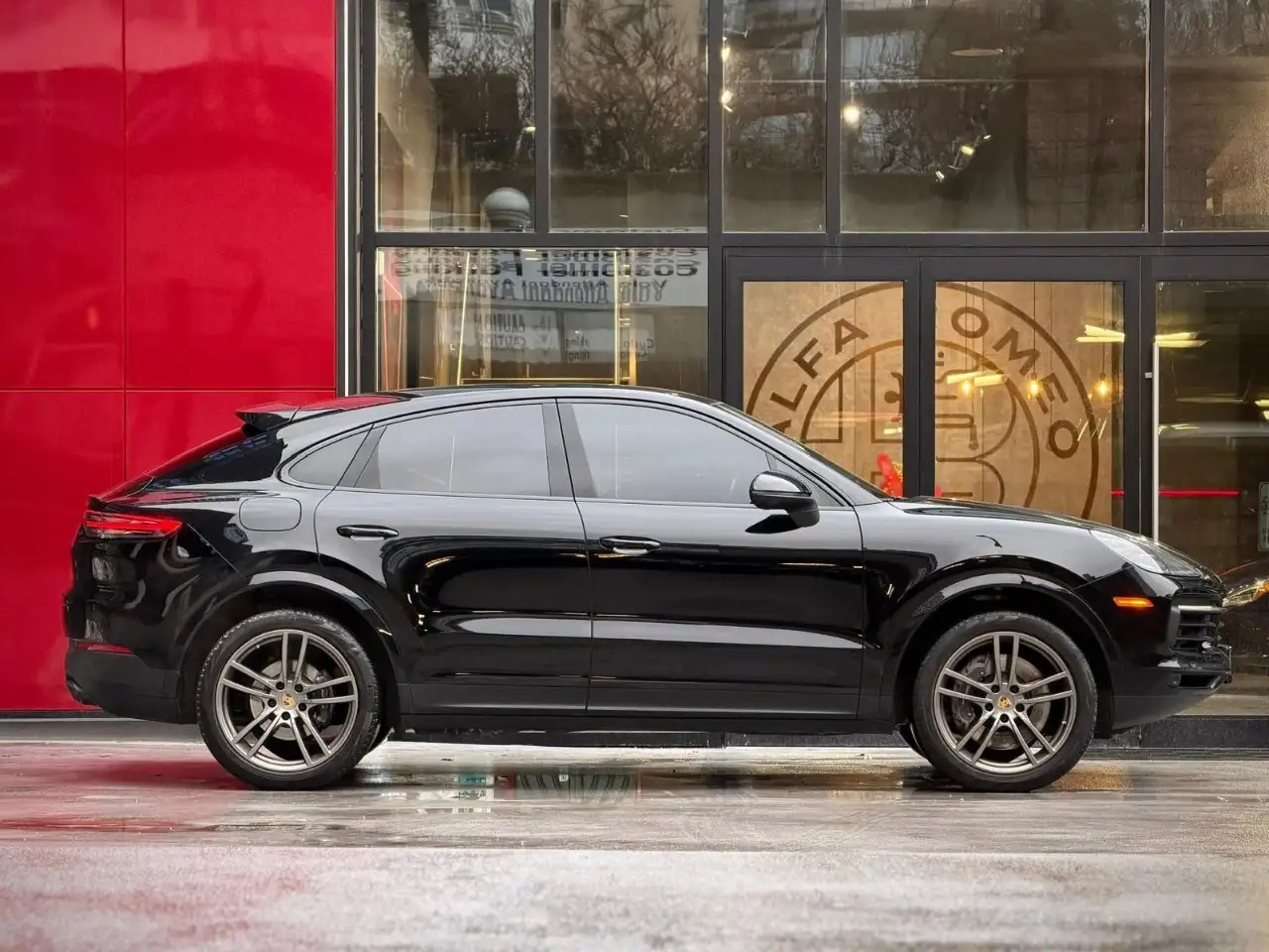 Porsche Cayenne снимка Porsche Cayenne