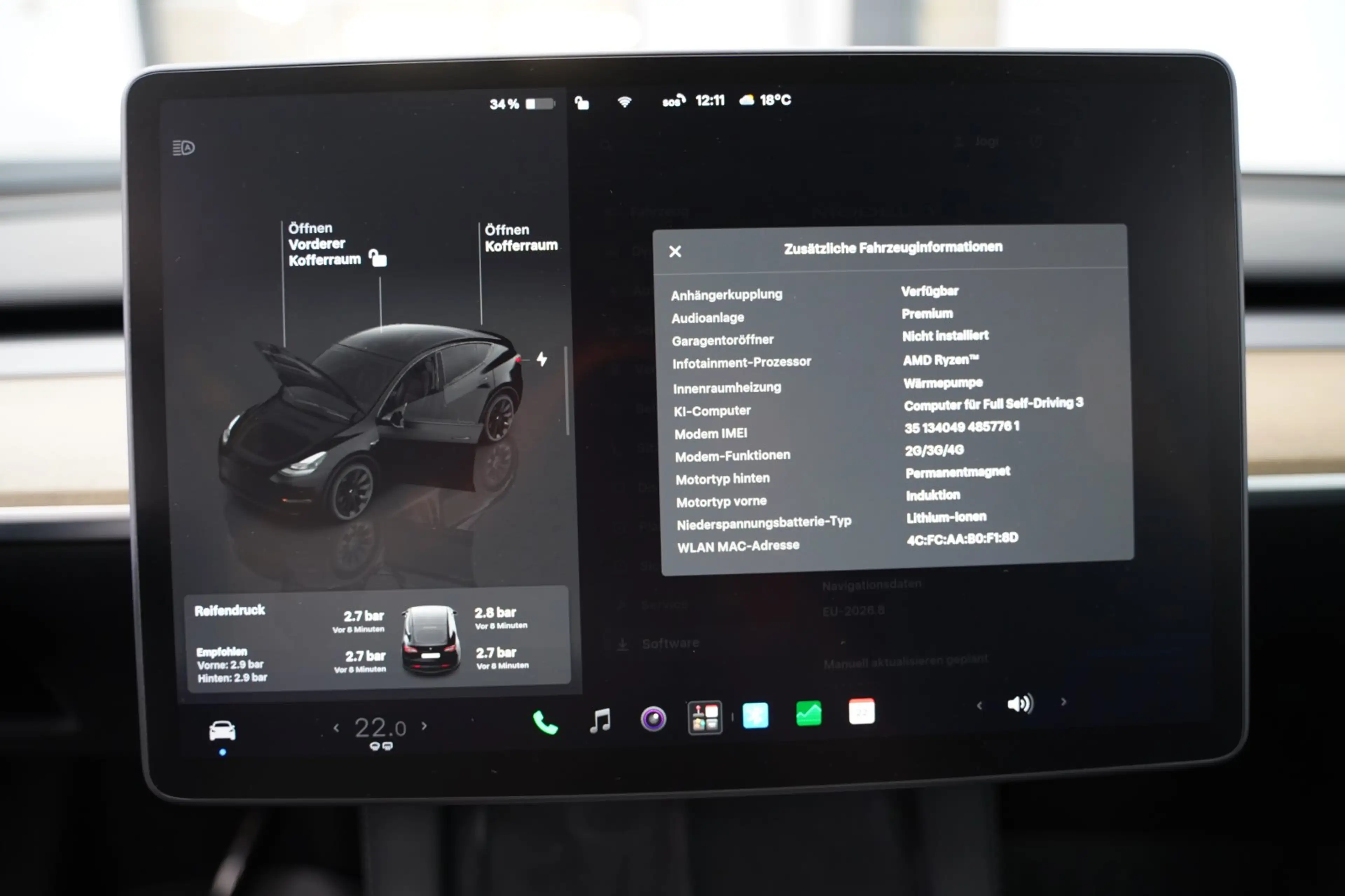 Tesla Model Y Long Range AWD *AHK*20-Zoll* — photo 12