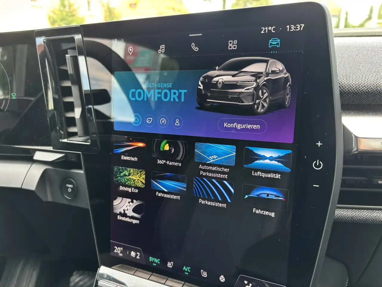 Renault Megane E-Tech Techno EV60 220hp 14