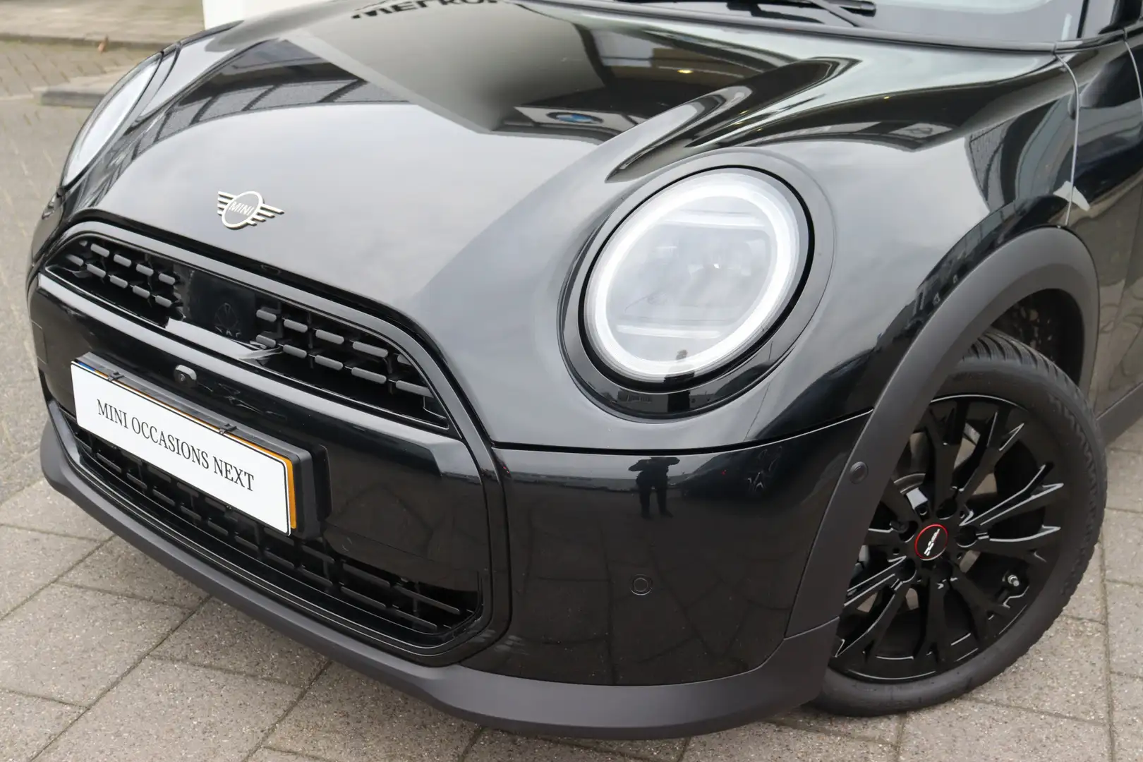 MINI Cooper C Hatchback Automaat / Classic / Pakket L / 17 inch Nero - 2