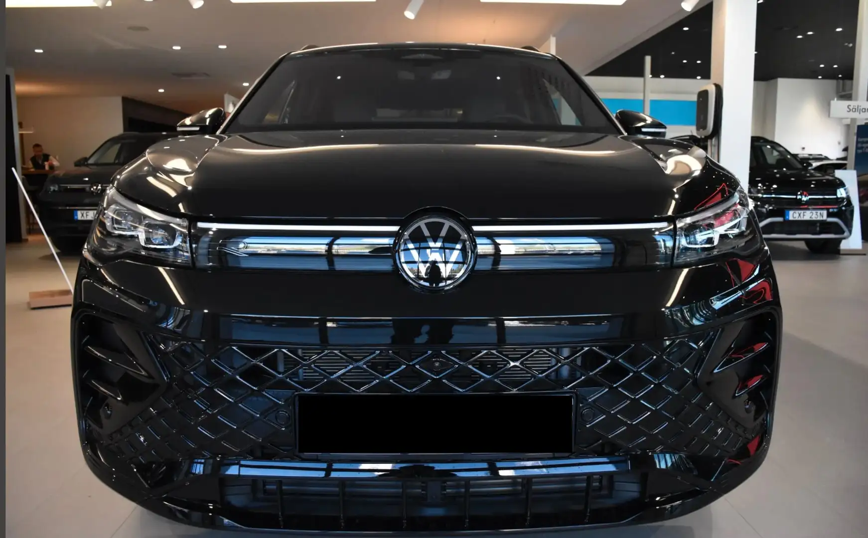 Volkswagen Tiguan Tiguan 2.0 tdi R-Line BM 4motion dsg Nero - 1